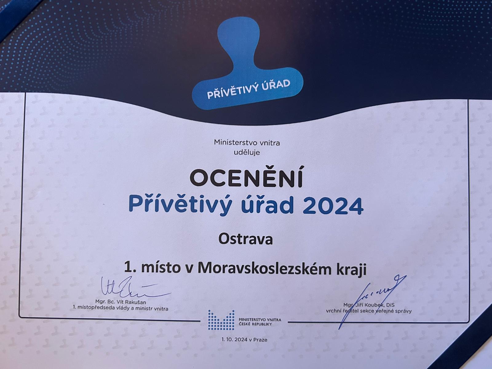 Diplom přívětivého úřadu.Foto MMO